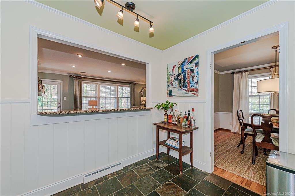 1206 Carey Court Charlotte NC 28210