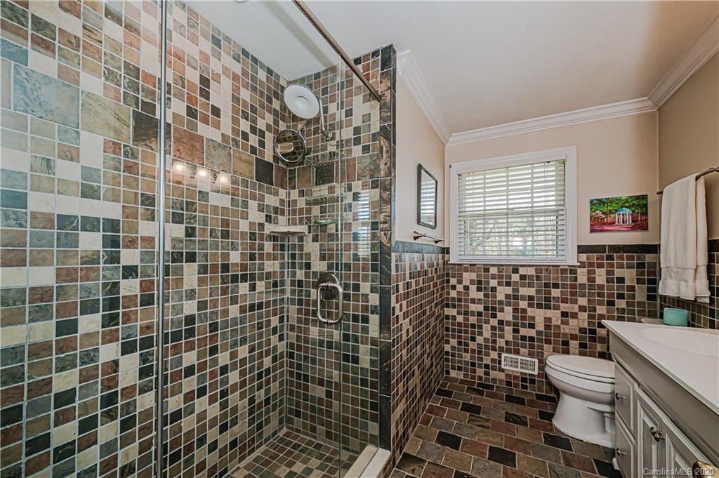 1206 Carey Court Charlotte NC 28210