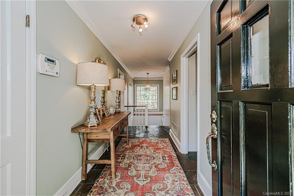 1206 Carey Court Charlotte NC 28210