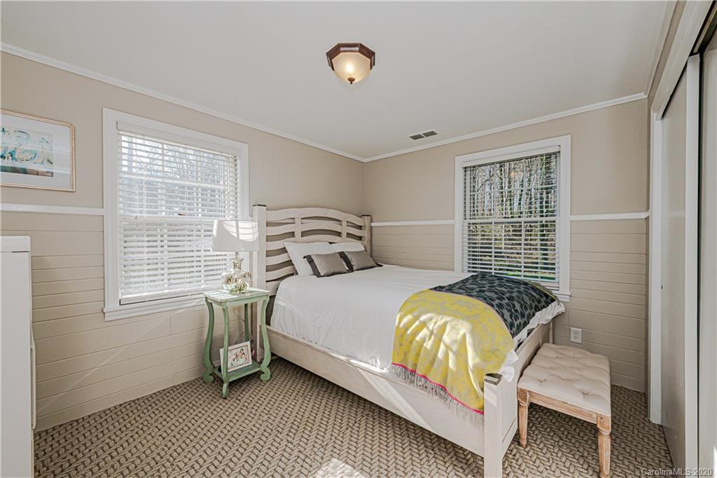 1206 Carey Court Charlotte NC 28210