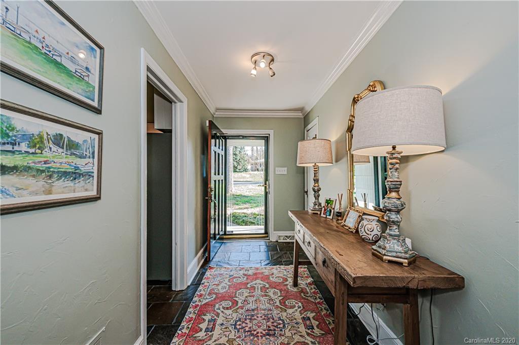 1206 Carey Court Charlotte NC 28210