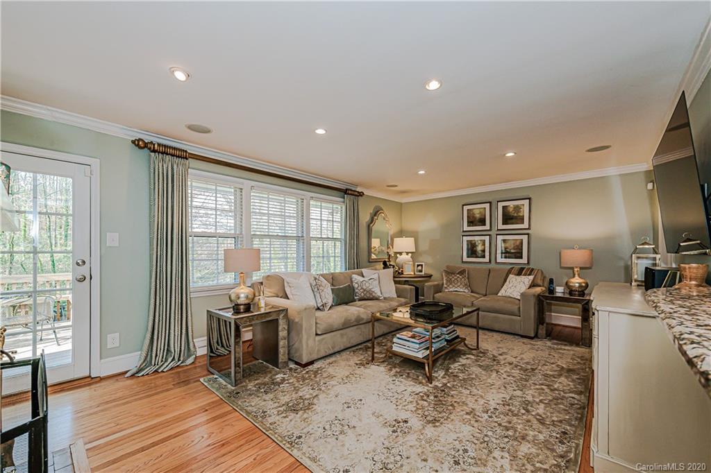 1206 Carey Court Charlotte NC 28210