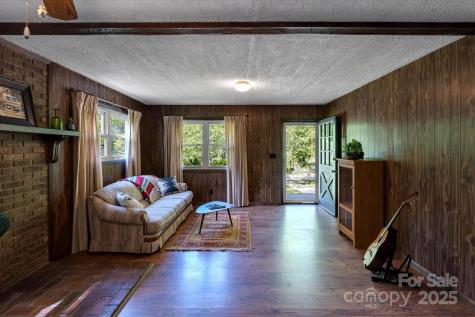 12 Thumper Lane Arden NC 28704