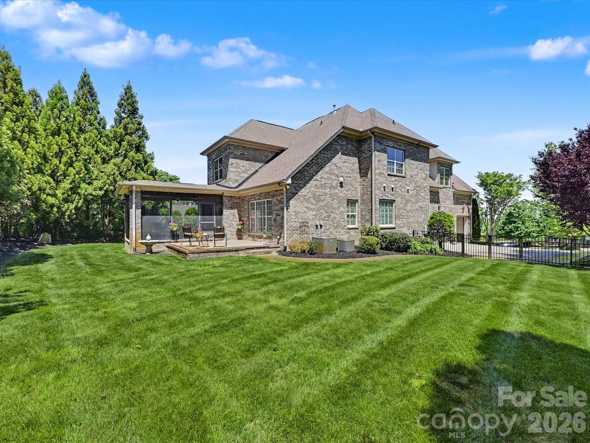4089 Tonbridge Court Harrisburg NC 28075