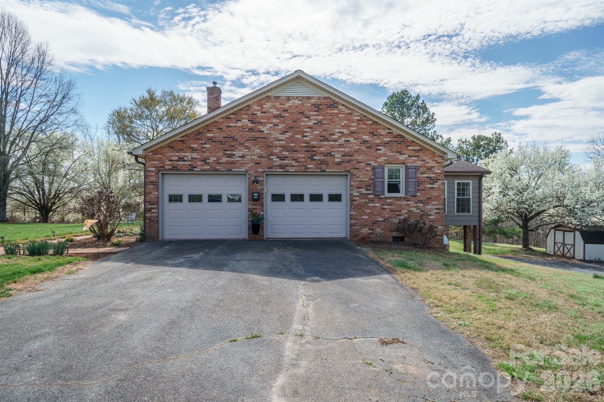 1924 Buck Shoals Road Hamptonville NC 27020