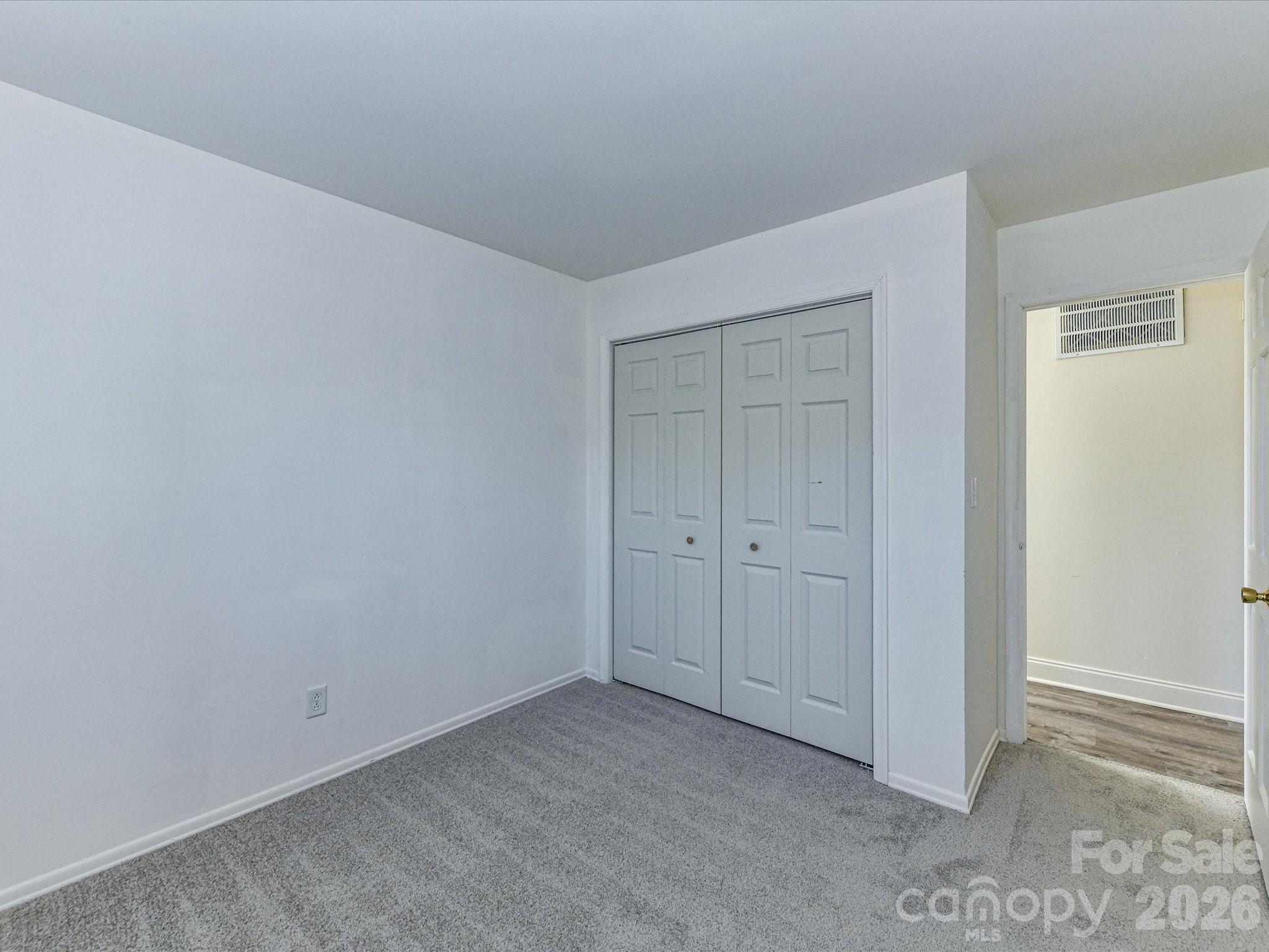 8322 Knights Bridge Road Charlotte NC 28210