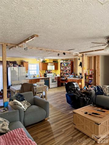 600 Scottdale Road Canton NC 28716