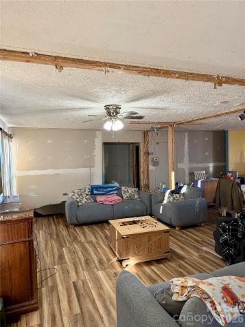 600 Scottdale Road Canton NC 28716