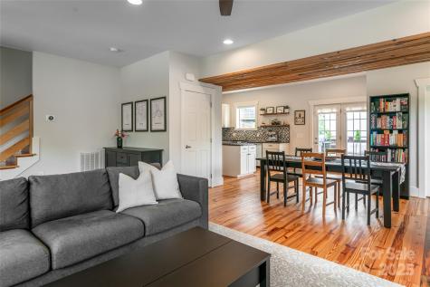 102 E Skyland Circle Asheville NC 28804