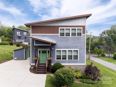 102 E Skyland Circle Asheville NC 28804
