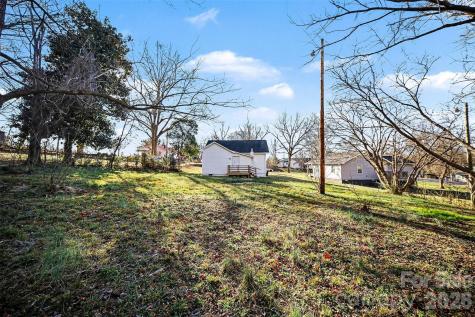 612 E E Street Newton NC 28658