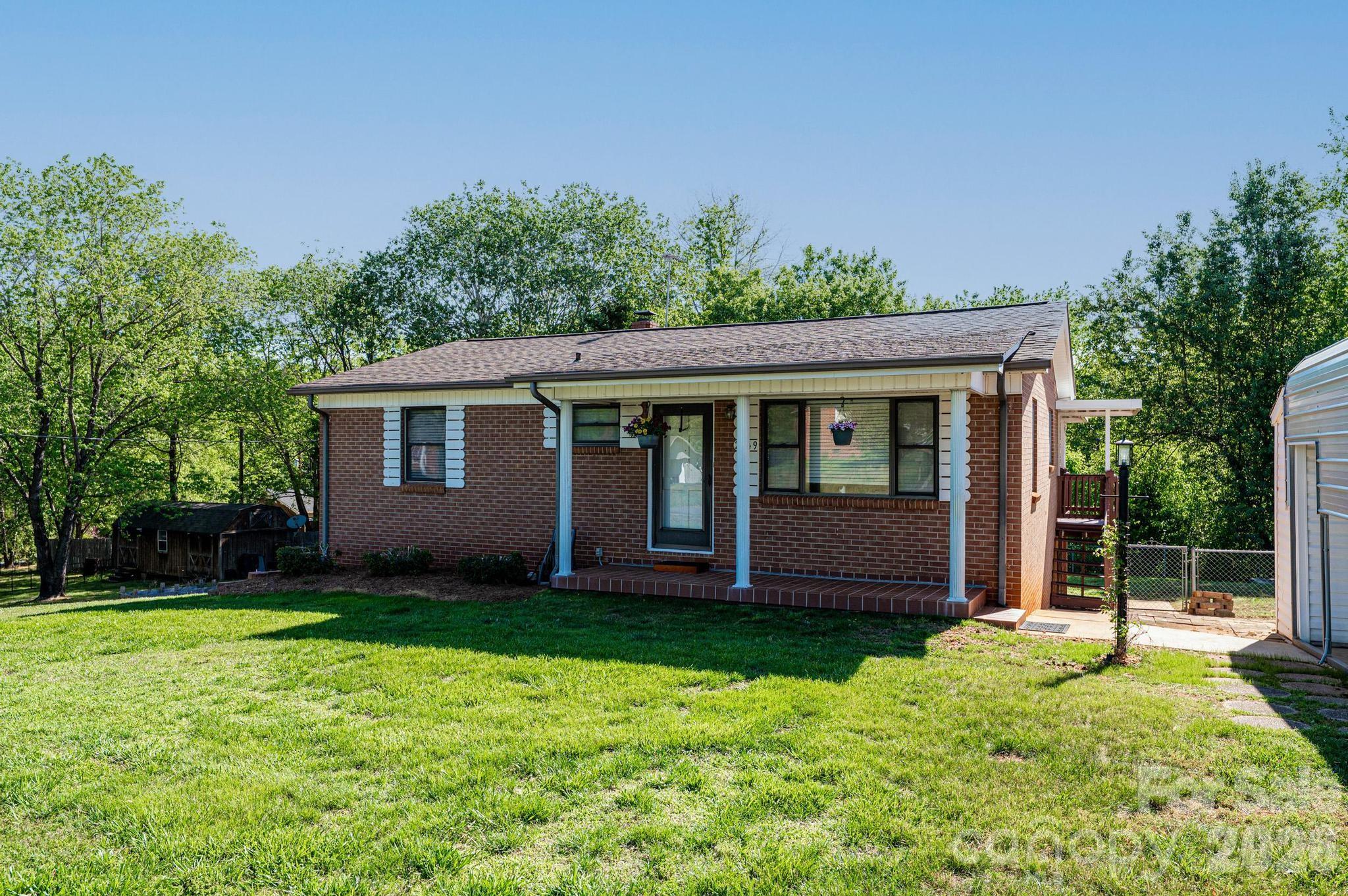 2649 Westview Acres Street Hickory NC 28601