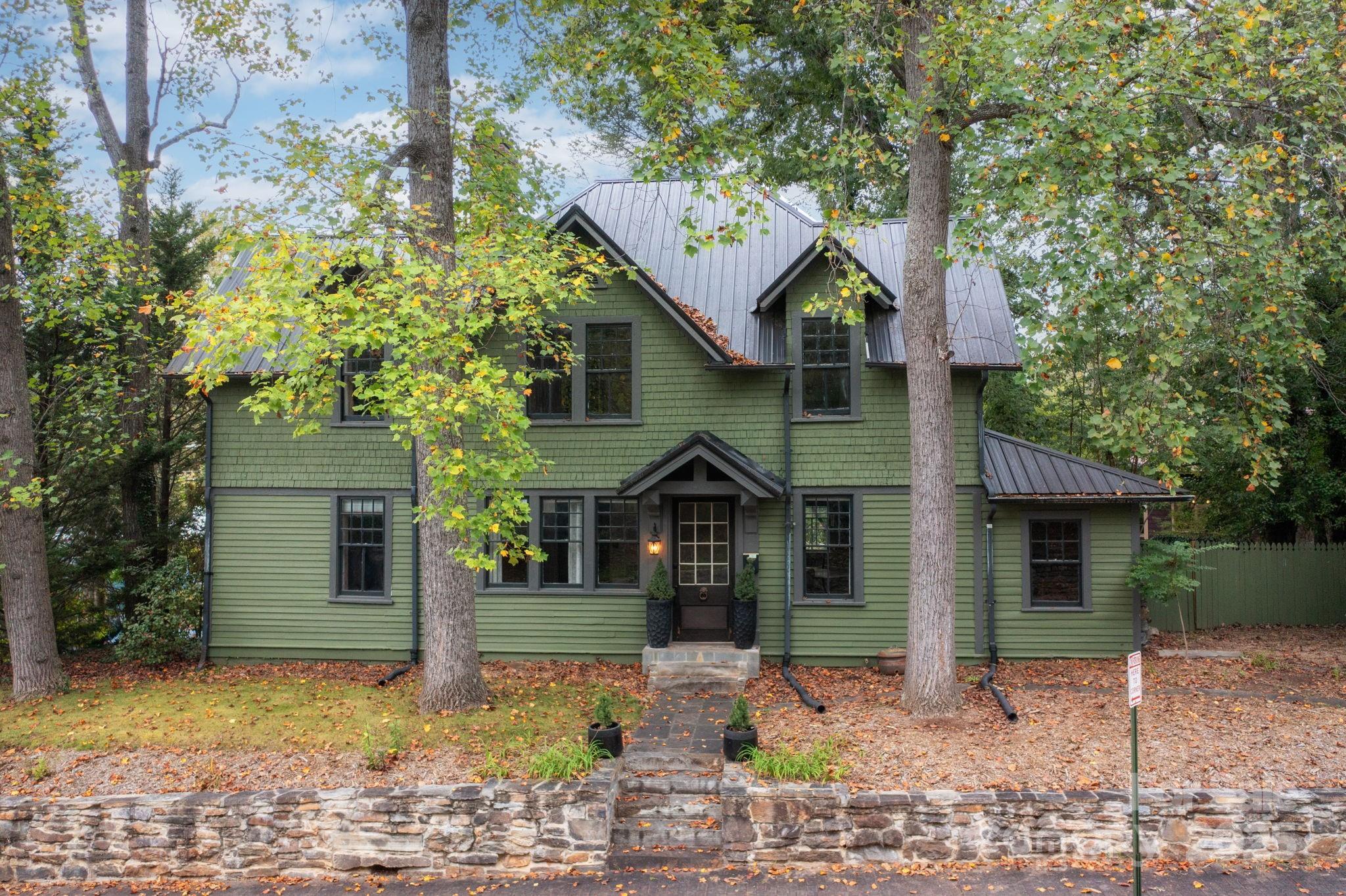 11 Cullowhee Street Asheville NC 28801