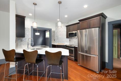 11 Cullowhee Street Asheville NC 28801