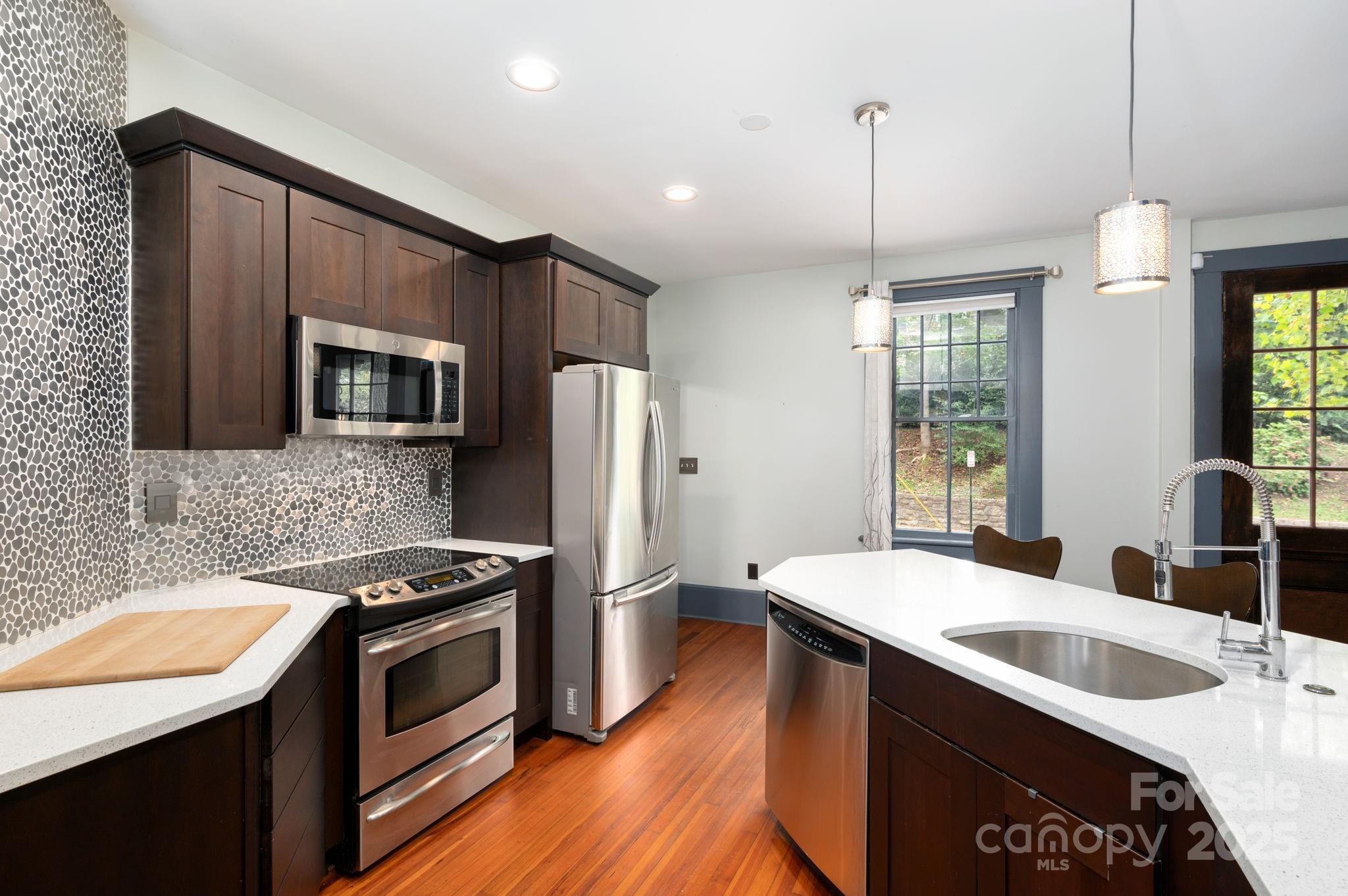 11 Cullowhee Street Asheville NC 28801