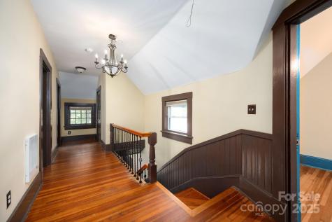 11 Cullowhee Street Asheville NC 28801