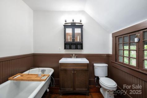 11 Cullowhee Street Asheville NC 28801