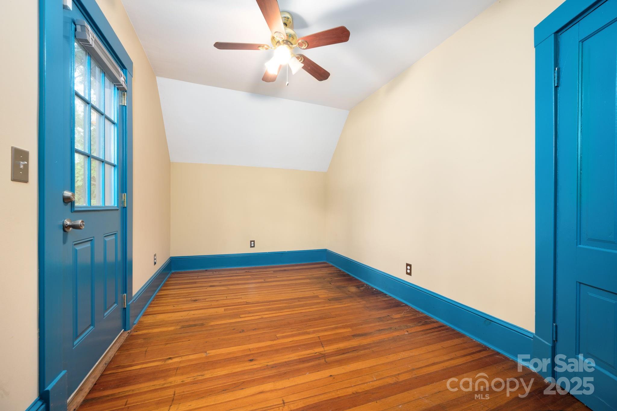 11 Cullowhee Street Asheville NC 28801