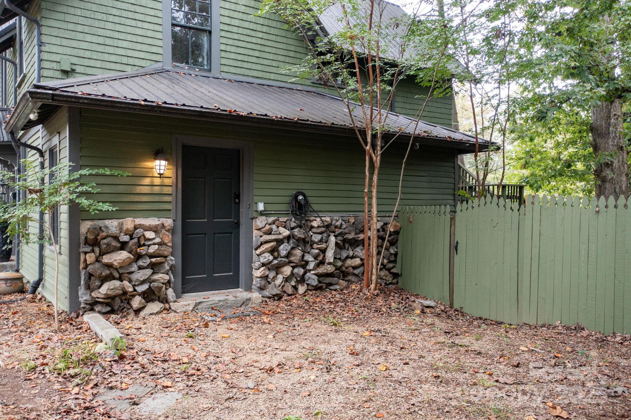 11 Cullowhee Street Asheville NC 28801