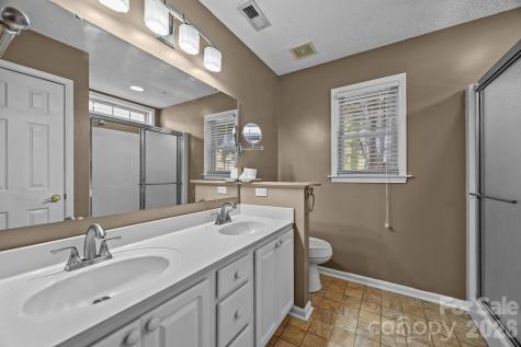 255 Stonehollow Road Fletcher NC 28732