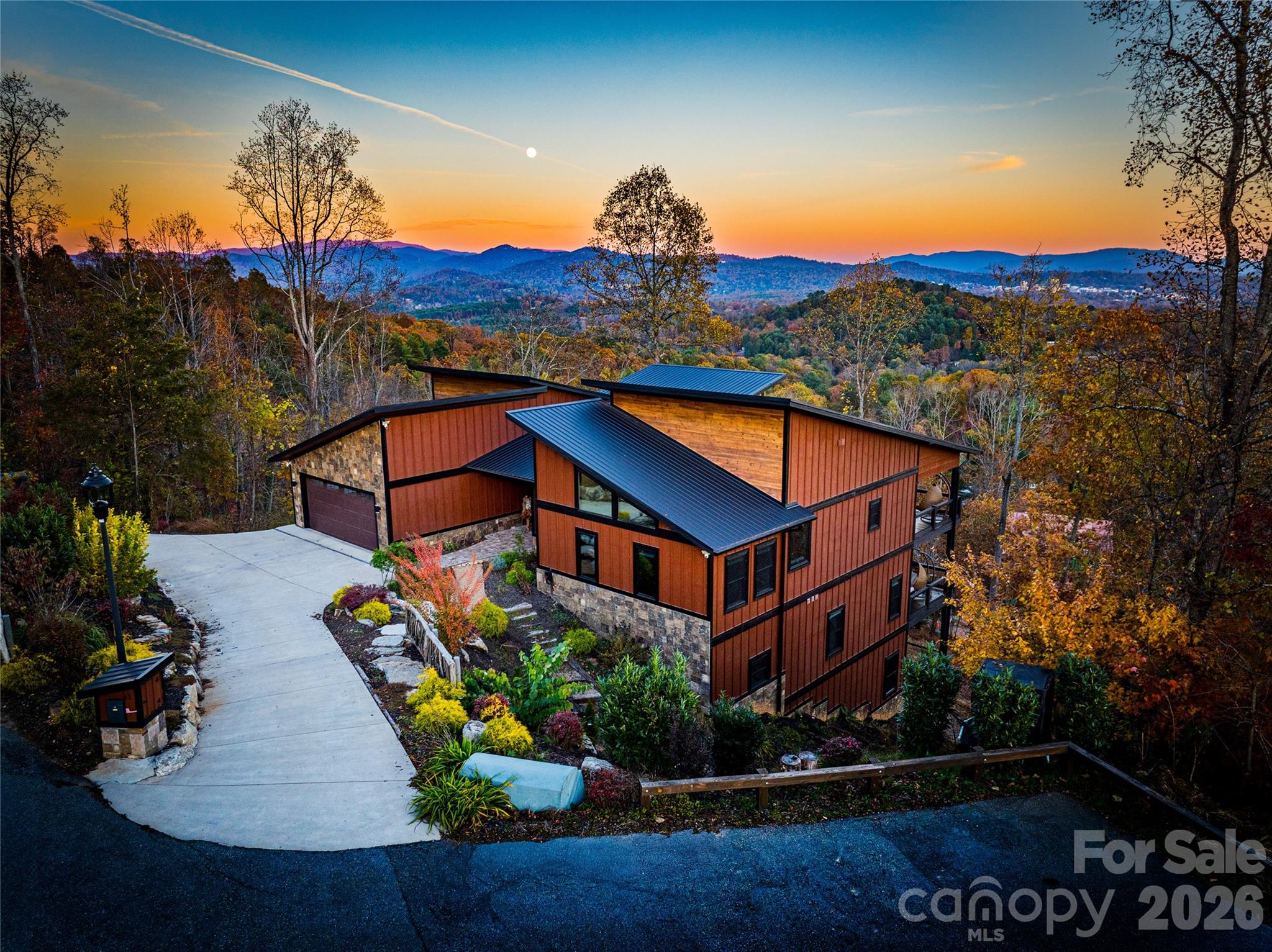 41 Ben Lippen School Road Asheville NC 28806