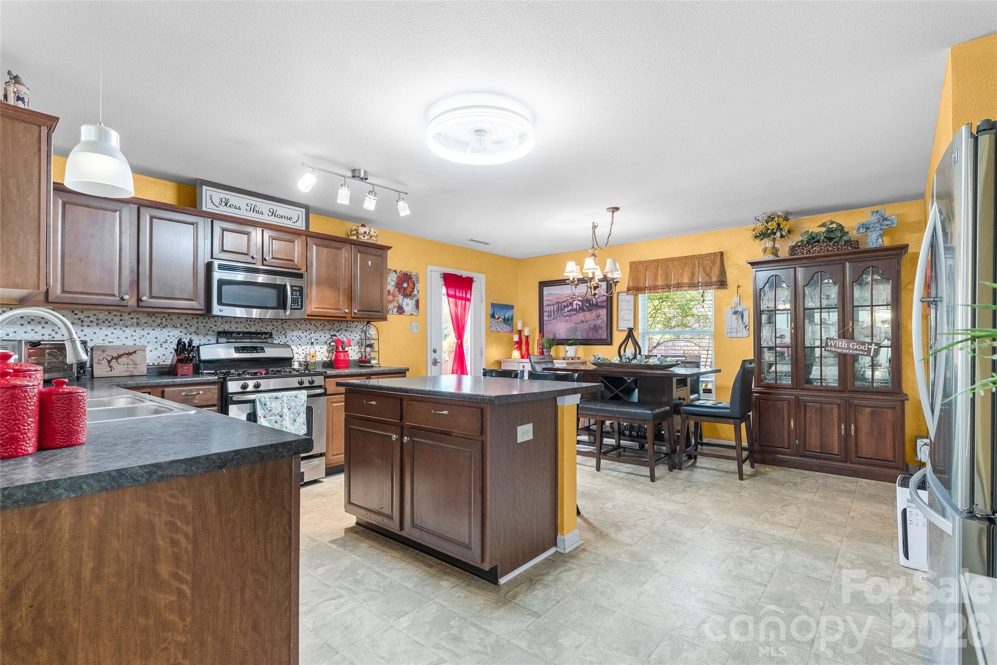 3248 Pikes Peak Drive Gastonia NC 28052