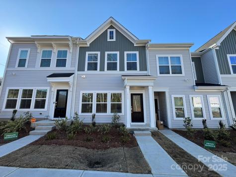 7013 Alpharetta Street Charlotte NC 28216