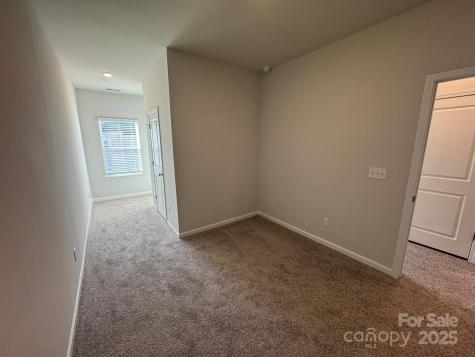 7013 Alpharetta Street Charlotte NC 28216