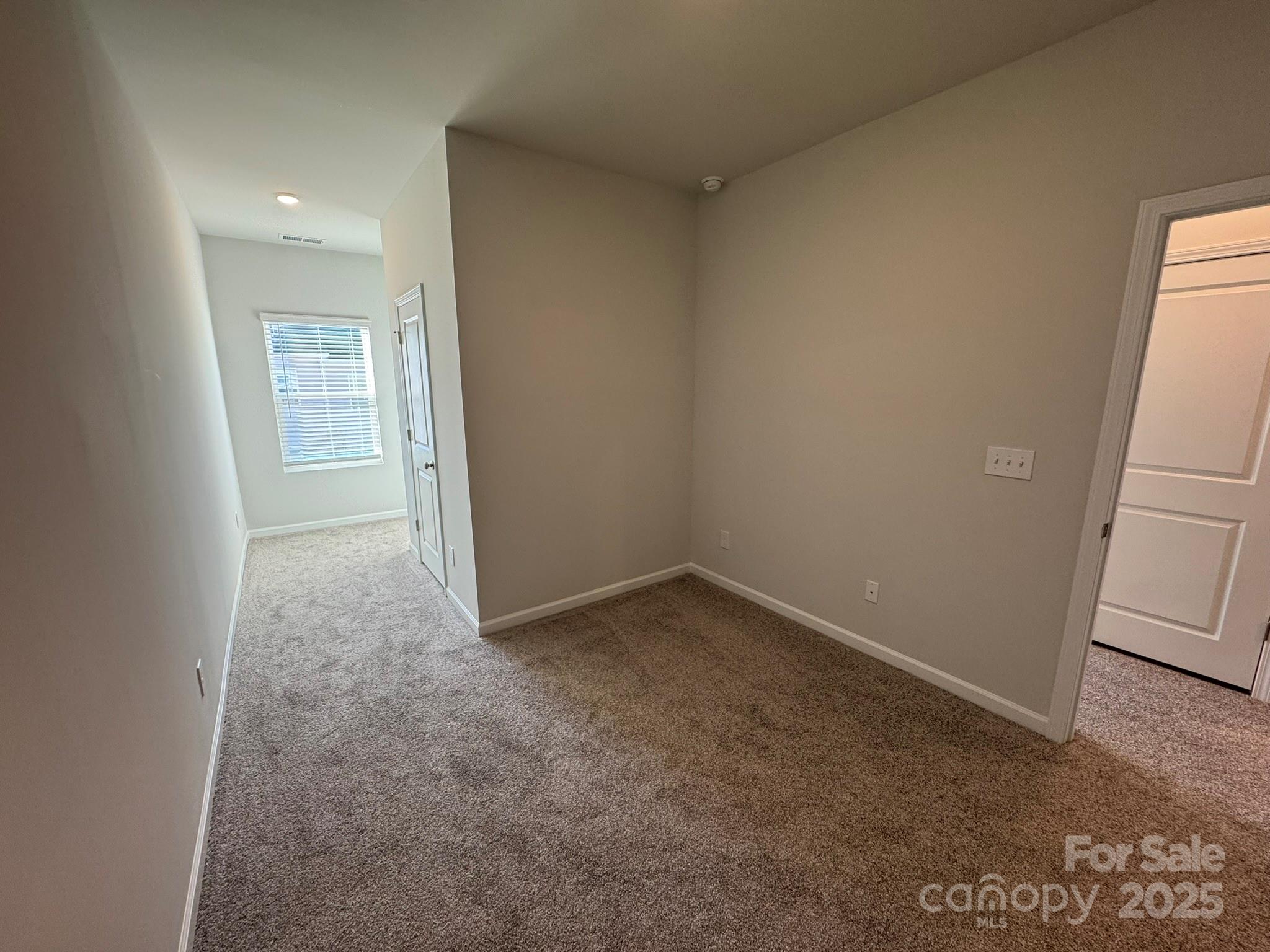7013 Alpharetta Street Charlotte NC 28216