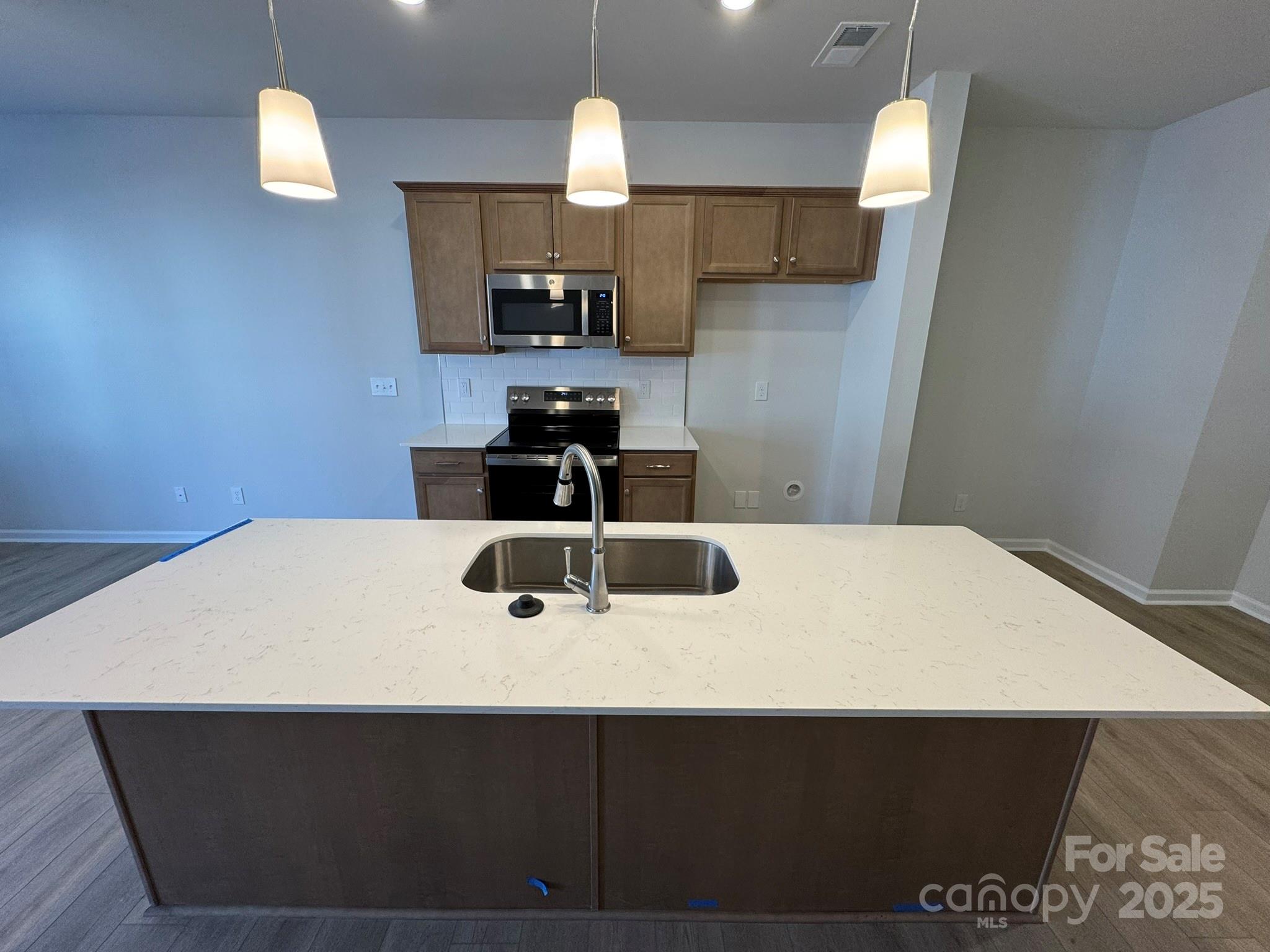 7013 Alpharetta Street Charlotte NC 28216