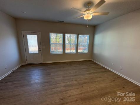 7013 Alpharetta Street Charlotte NC 28216