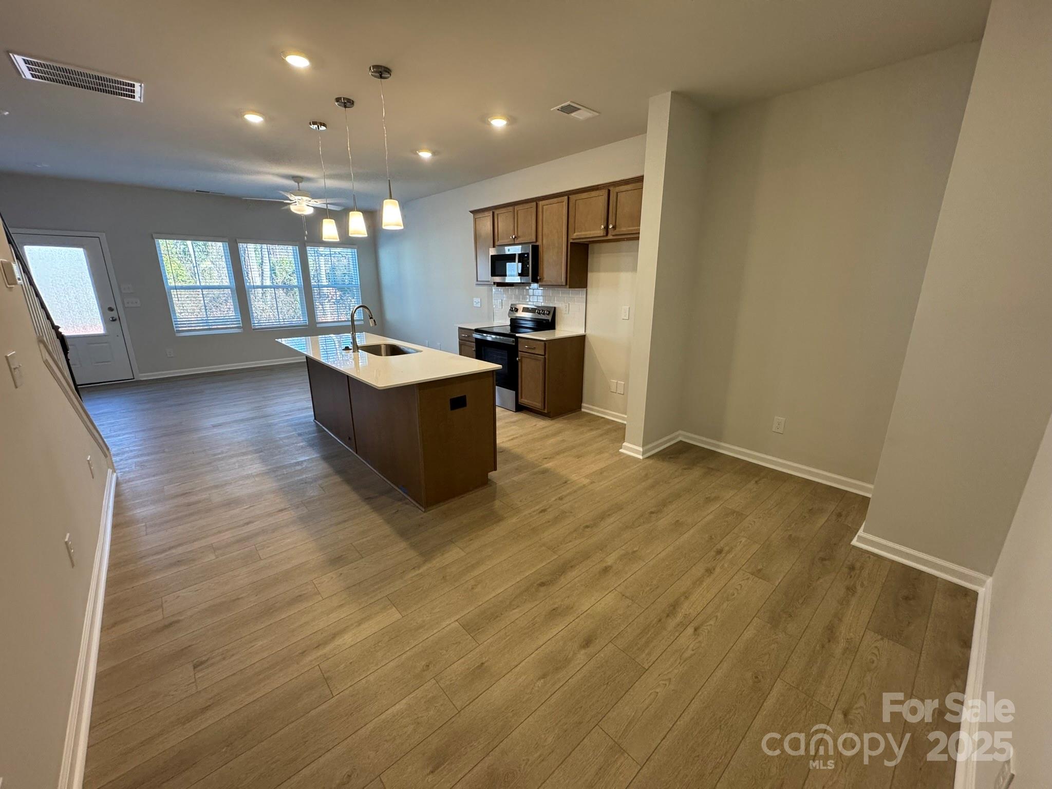 7013 Alpharetta Street Charlotte NC 28216