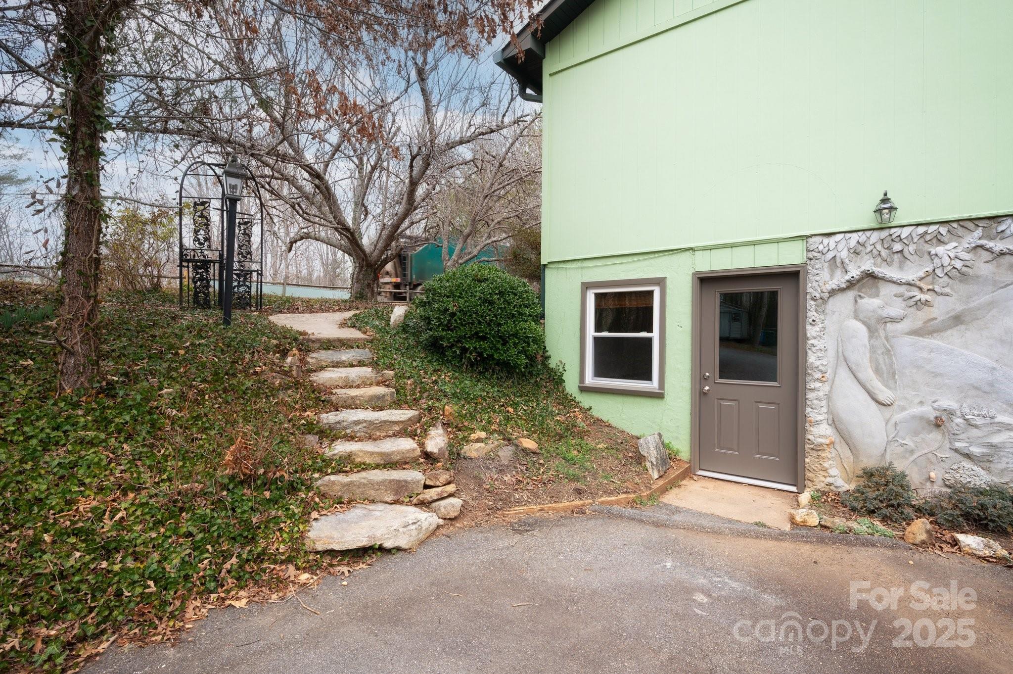 148 Pinecrest Drive Alexander NC 28701