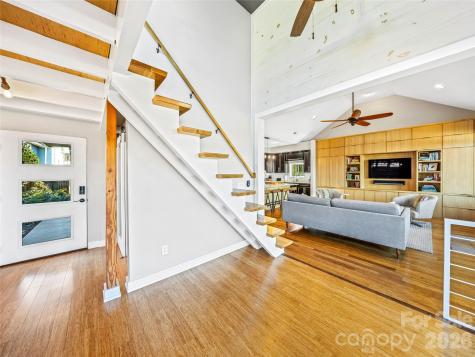 78 Annandale Avenue Asheville NC 28801