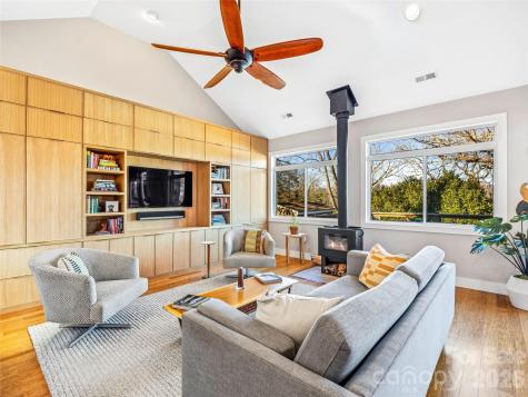 78 Annandale Avenue Asheville NC 28801