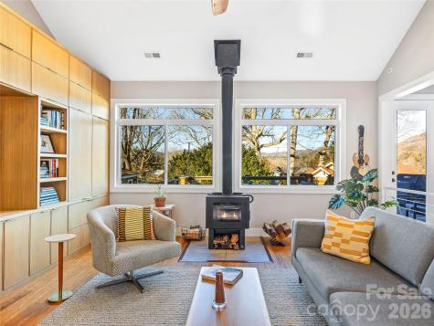 78 Annandale Avenue Asheville NC 28801