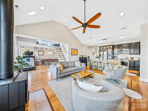 78 Annandale Avenue Asheville NC 28801