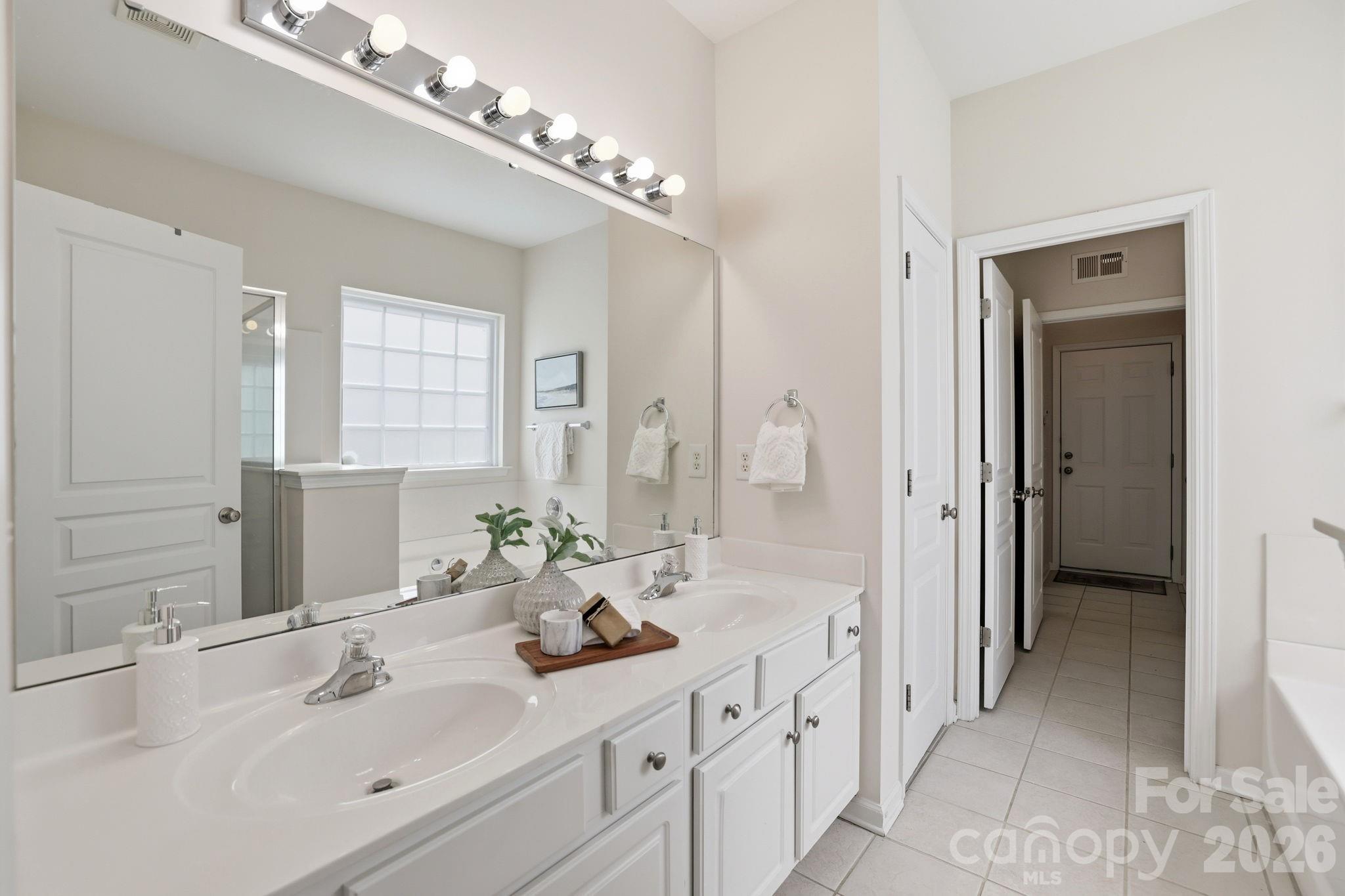 1348 Millbank Drive Matthews NC 28104