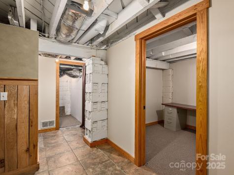 915 Tunnel Road Asheville NC 28805