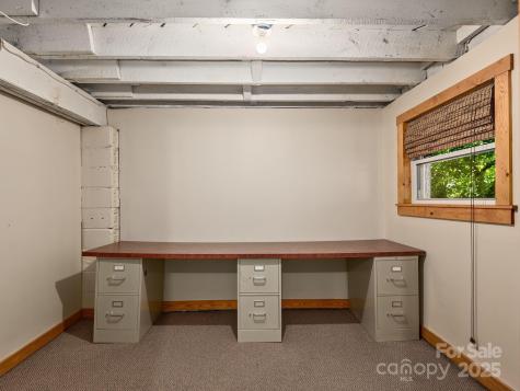 915 Tunnel Road Asheville NC 28805