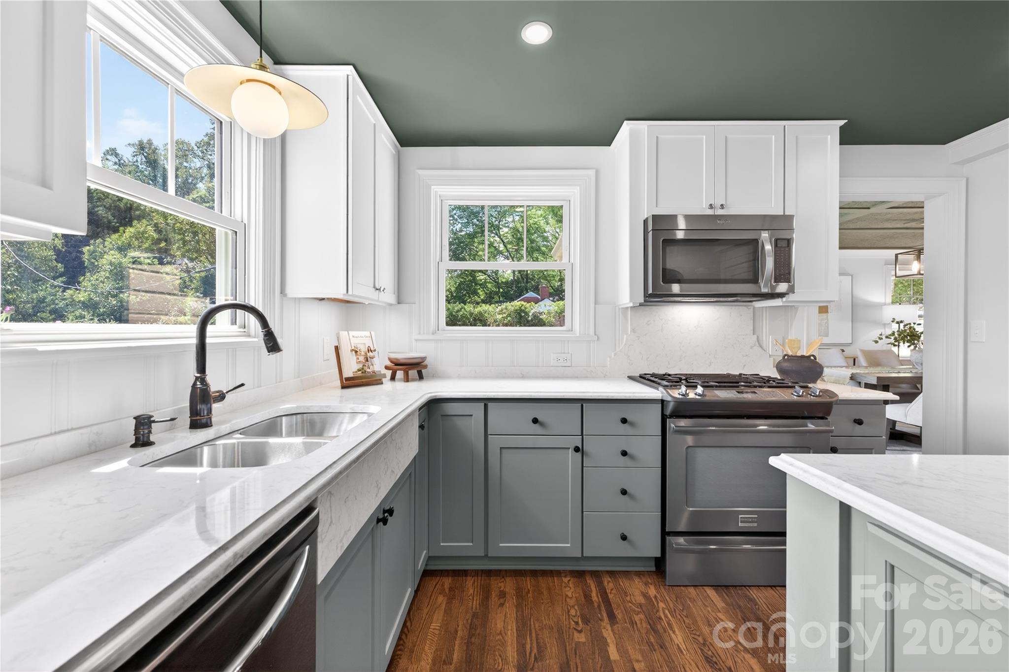 2501 Runnymede Lane Charlotte NC 28209