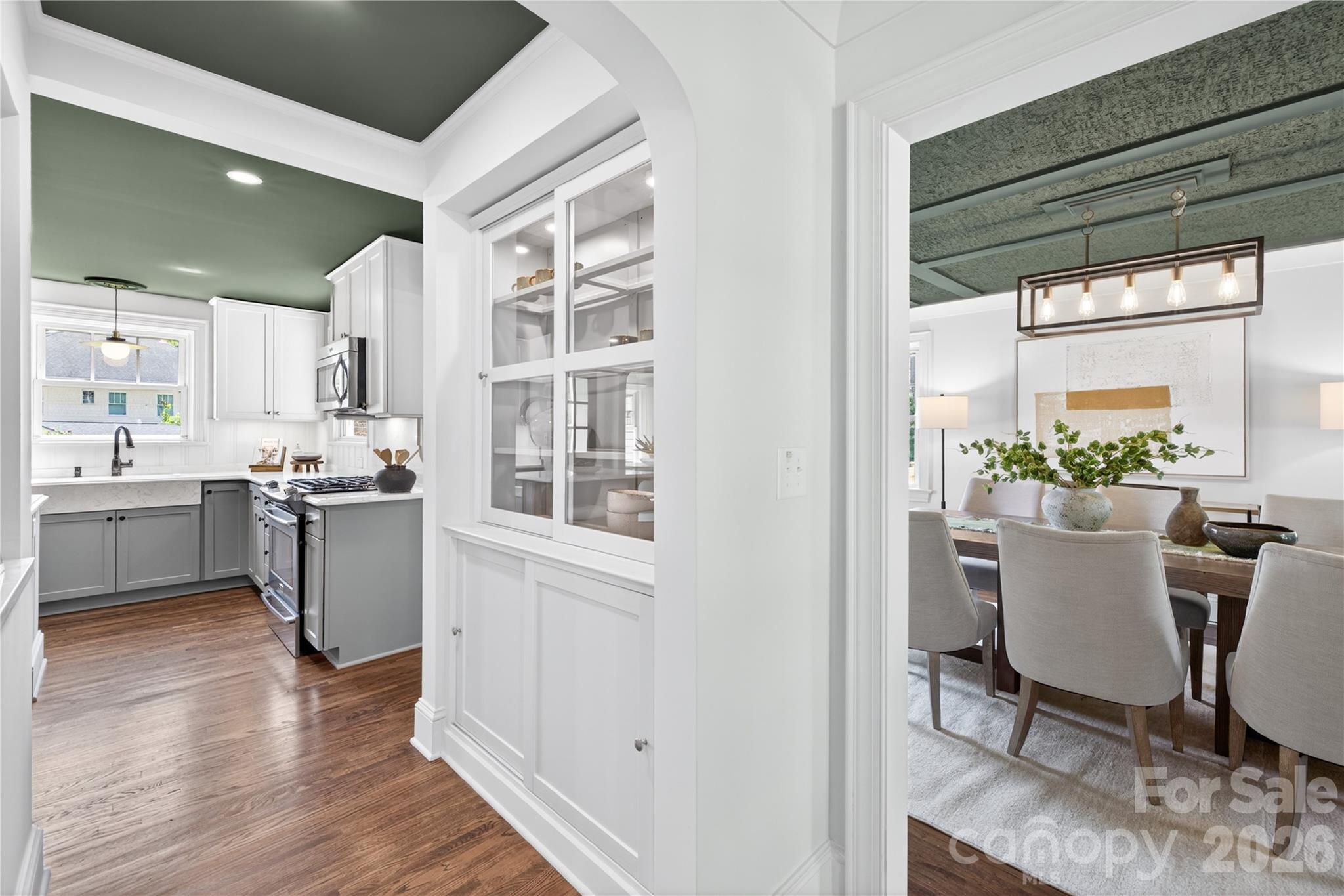 2501 Runnymede Lane Charlotte NC 28209