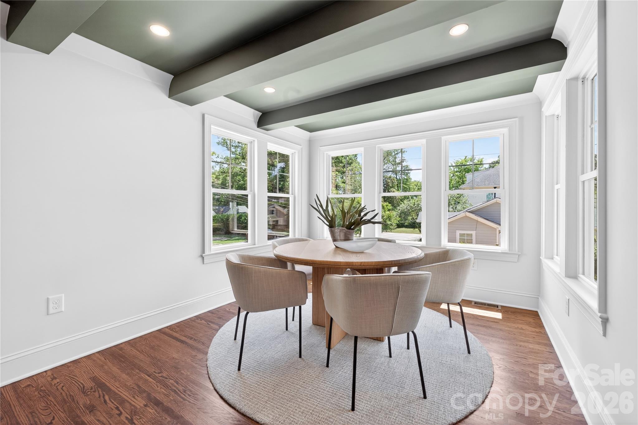 2501 Runnymede Lane Charlotte NC 28209