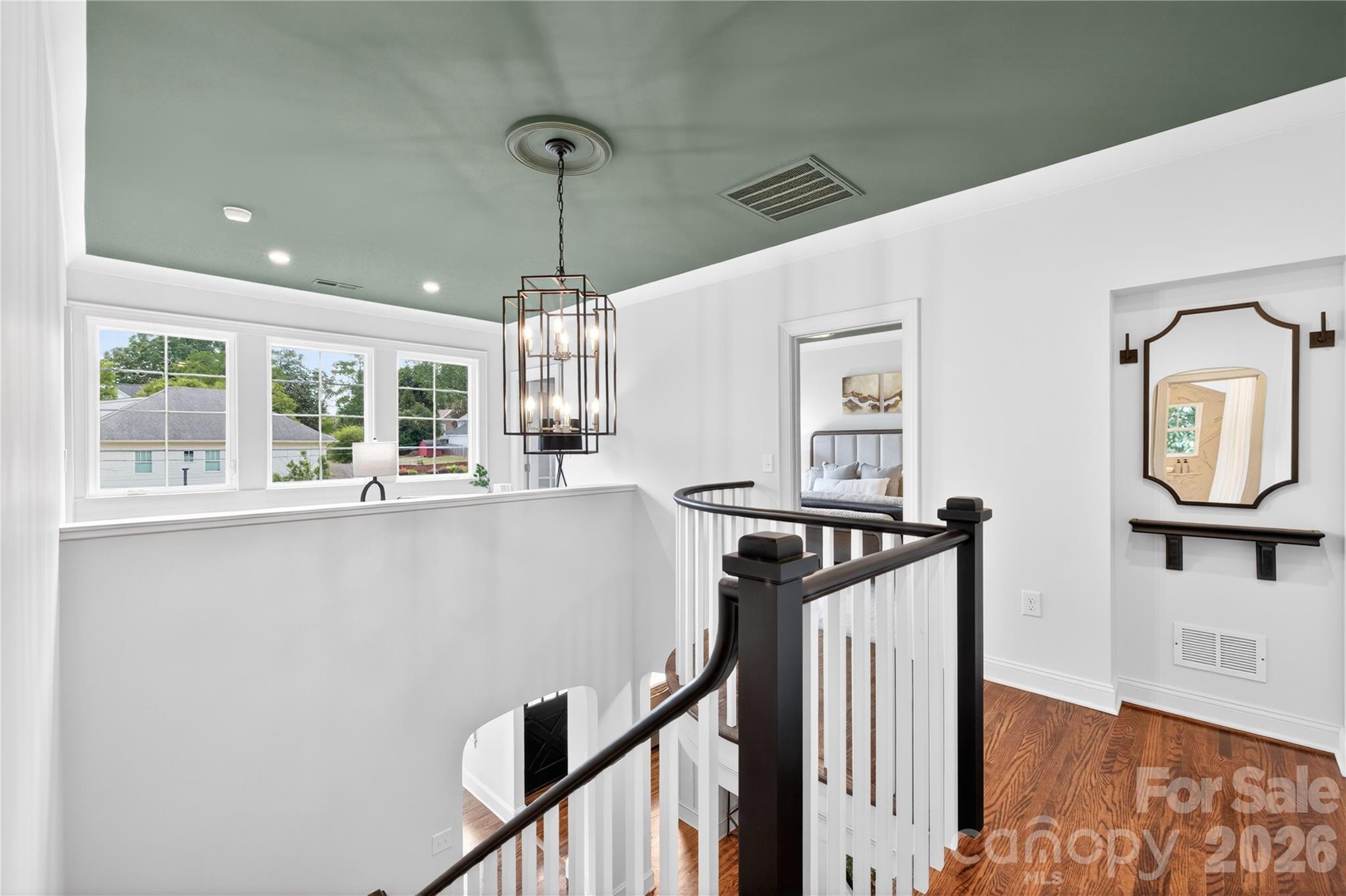2501 Runnymede Lane Charlotte NC 28209