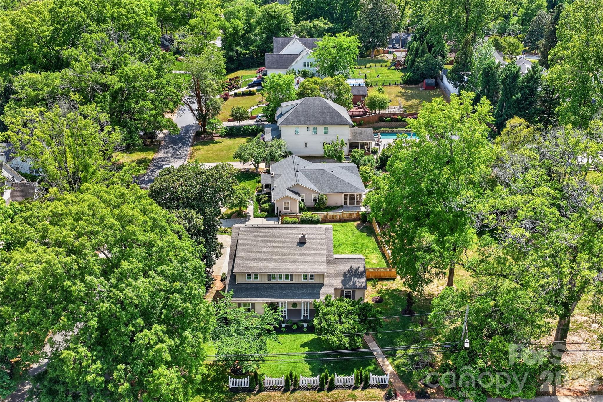 2501 Runnymede Lane Charlotte NC 28209