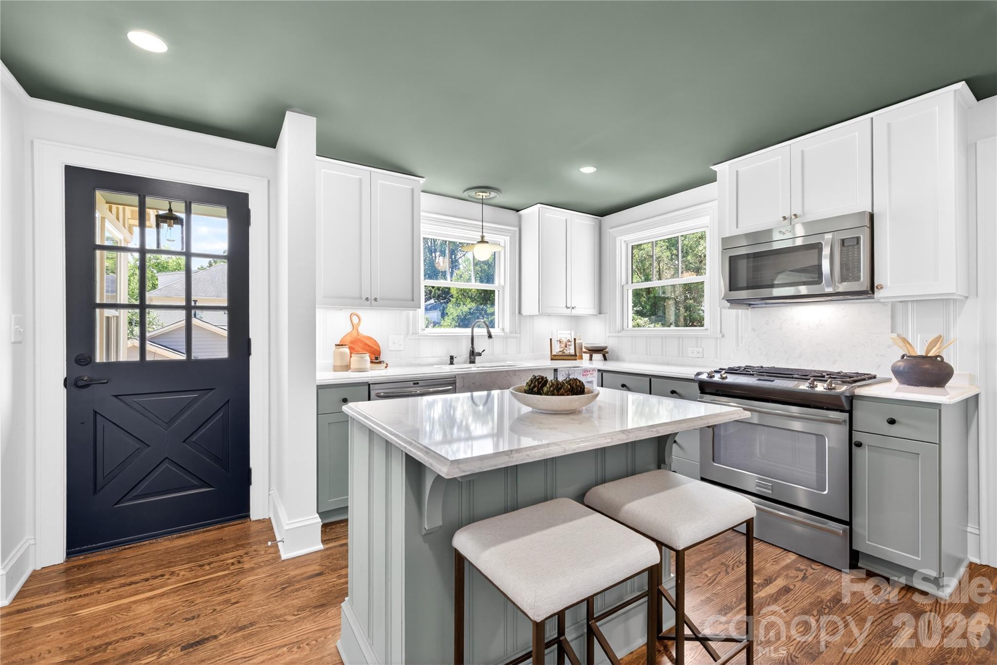 2501 Runnymede Lane Charlotte NC 28209