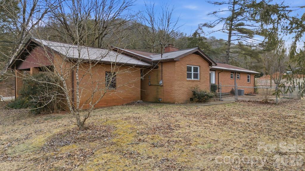 2977 Hwy 64 Highway W Hayesville NC 28904
