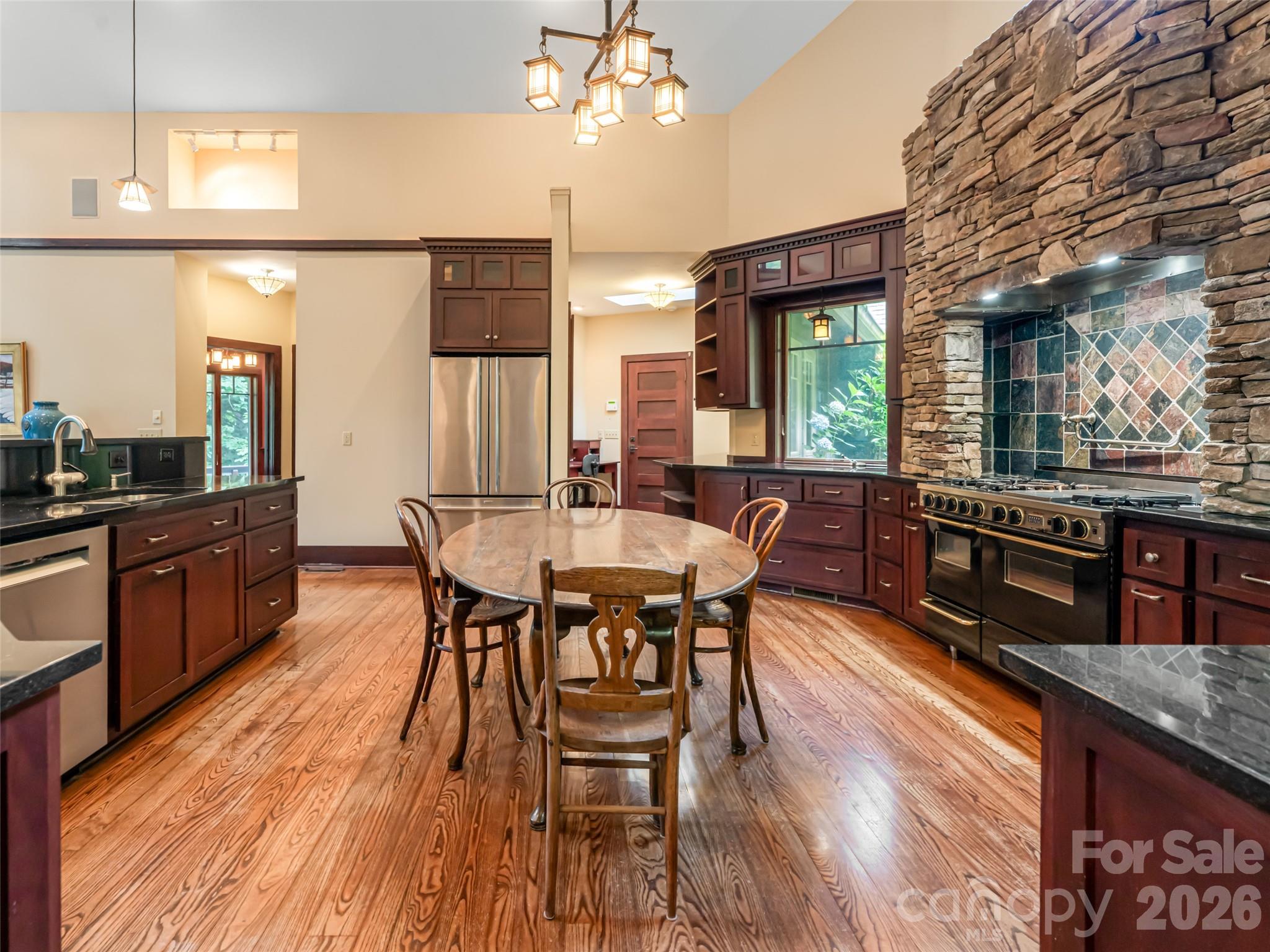 935 Whites Lake Boulevard Saluda NC 28773