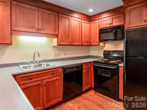 935 Whites Lake Boulevard Saluda NC 28773