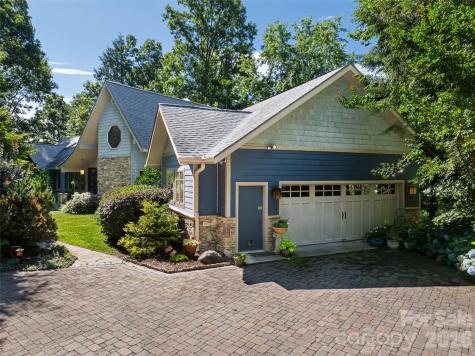 935 Whites Lake Boulevard Saluda NC 28773